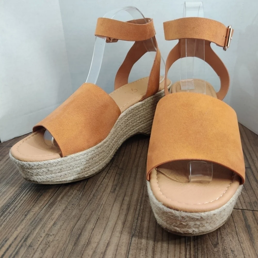 ROUGE Tradition Espadrille Sandals Ankle Strap Tan Faux Suede Platform Women 8.5